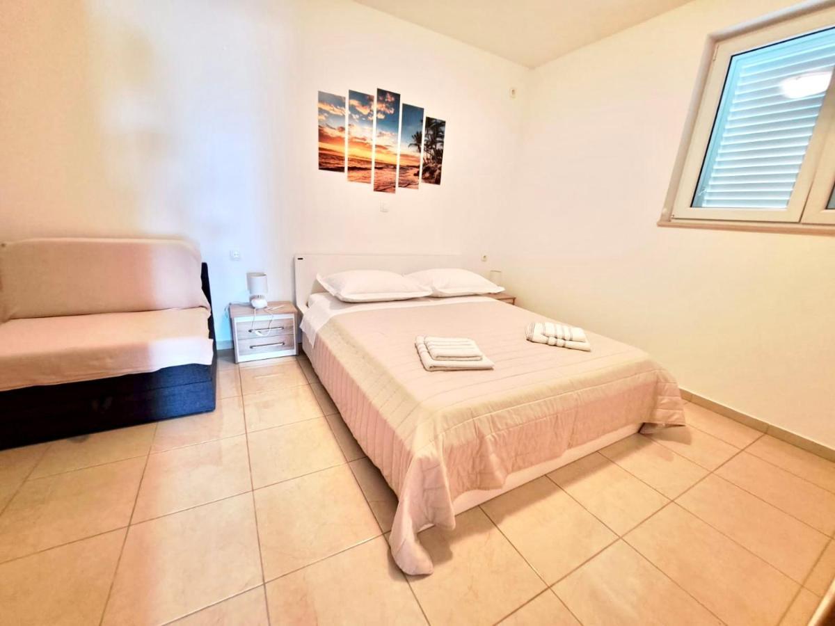 Nemira Beach Getaway โอมิช ภายนอก รูปภาพ
